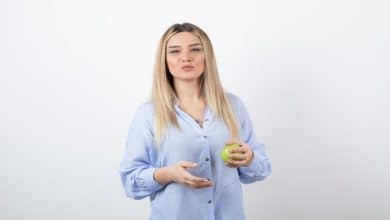 portrait pretty girl model standing holding green fresh apple 114579 74378