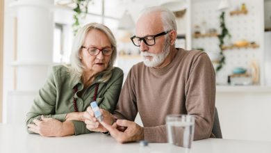 Are Oral Diabetes Pills Enough for Blood Sugar Control in Seniors