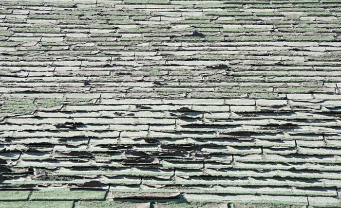 How Curling Shingles Signal Trouble Beneath the Surface
