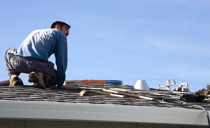 How to Choose the Right Roofing Contractors