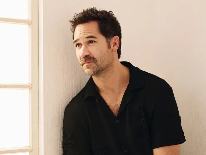 The Rise of Hollywood’s Quiet Mexican Star Manuel Garcia-Rulfo