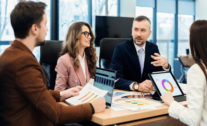 How Consultants Integrate Strategy Across All Business Levels