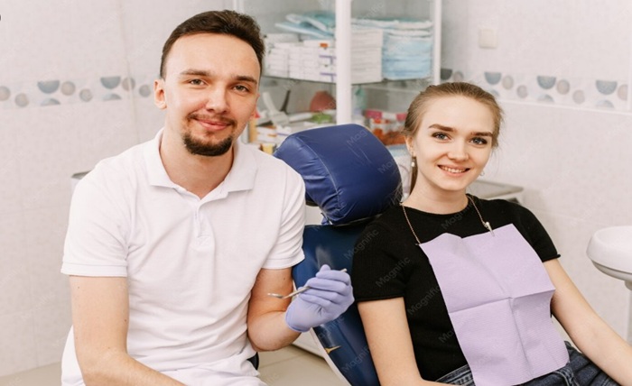 How Family Dentists Personalize Treatment For Implant Patients